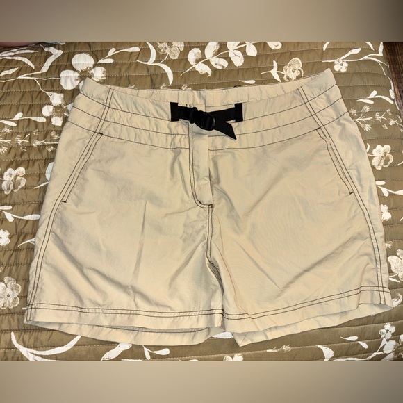 Exofficio Lightweight Shorts Womens‎ Size L, Tan Beige, Belted - Picture 1 of 3